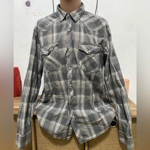 2/$5 Add another item to bundle. 
Flannel casual shirt